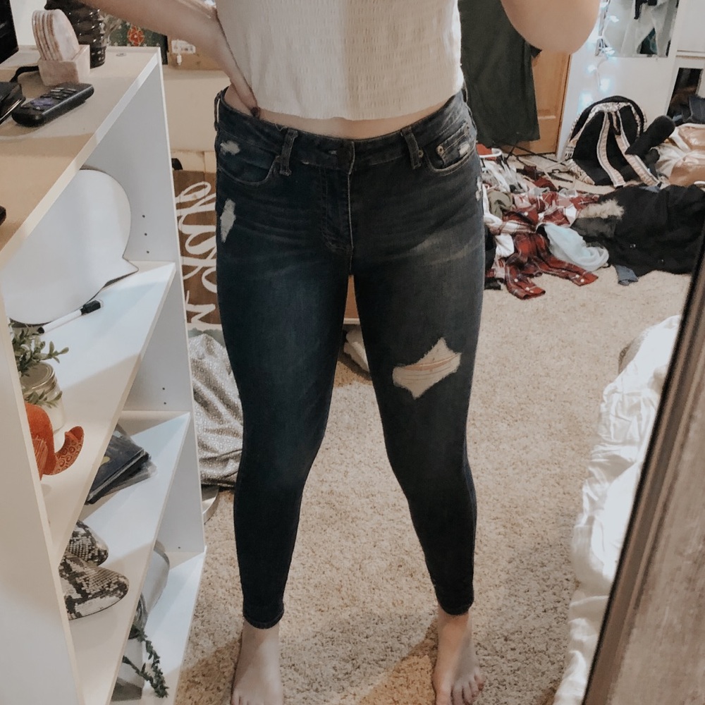 Minimal distress Jeggings